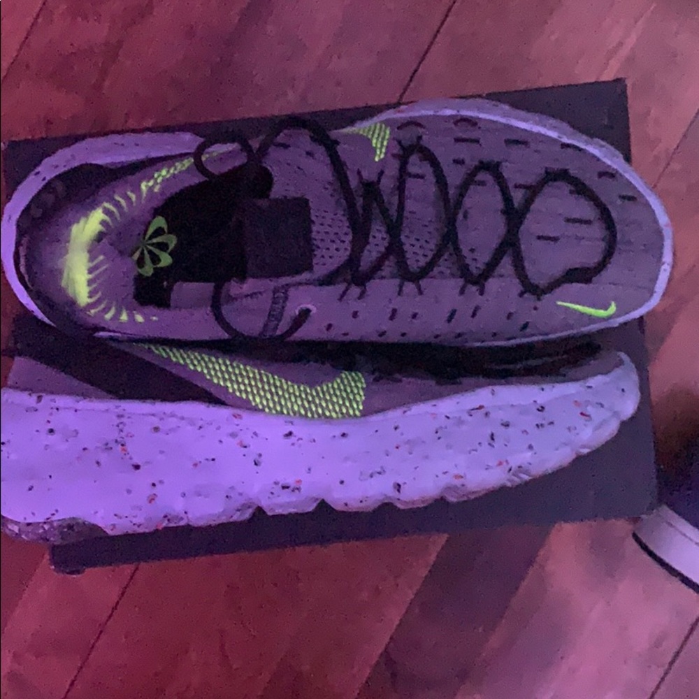 Nike space hippies